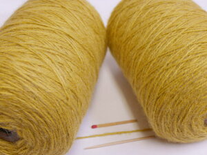 y1^3wAijiJVjz@߂̃wAT̕ɁBӂ炵肴肪CюłyDAҌEюz