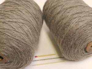 y1^3wAijiJjz@߂̃wAT̕ɁBӂ炵肴肪CюłyDAҌEюz