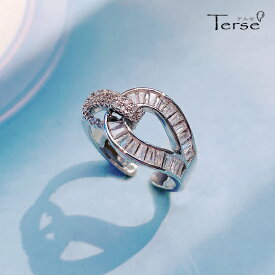 新作Terse　紐を結んだようなデザインCZダイヤ指輪「心を結ぶ」「縁を結ぶ」「運を結ぶ」という意味が込められており、縁起のよいフォークリングとされています　ホワイトデーギフト プレゼント 贈り物 フリースタイル 女性 彼女 妻 嫁娘 母の日 サイズフリー　rs0279as