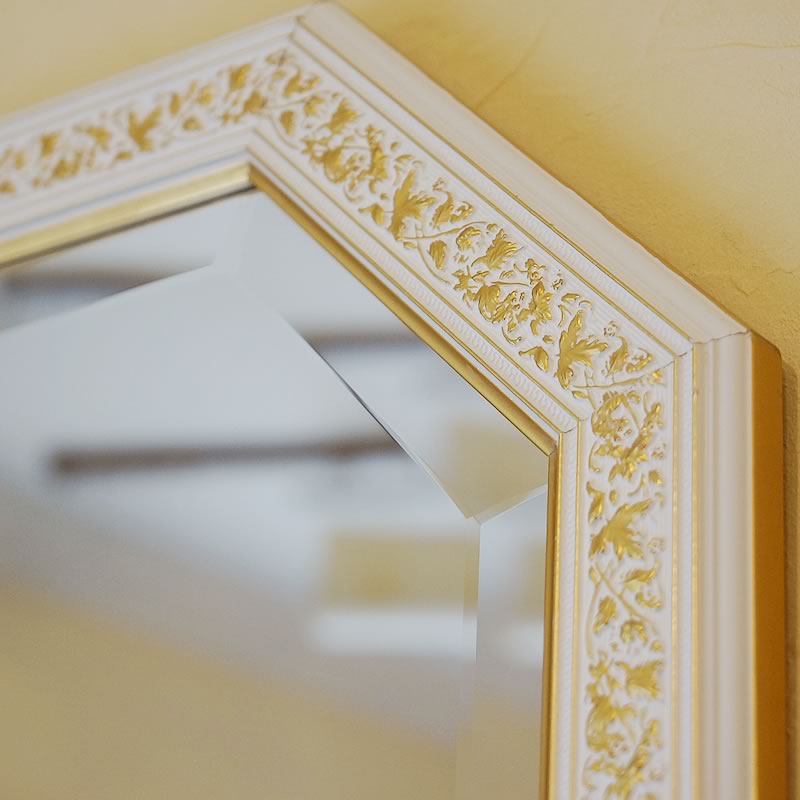 楽天市場】鏡 壁掛け イタリア製 八角ミラー Mirror ホワイト 