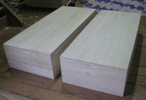 桐たんす衣装箱木箱木製シンプル オリジナル 総桐衣装箱2個組で1本の衣装箱にたとう紙を折らずに着物一式入ります 製造直売 商品番号241