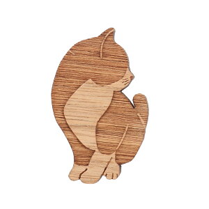 帯留め くるみ細工 茶 ブラウン 柿渋色 猫 菊 牡丹 六角 菱 組木 全6種類 胡桃 日本製 普段用 カジュアル用 小紋 紬 色無地 御召 茶道 華道 お稽古 お食事 和装 通販 購入 箱入り プレゼント レ