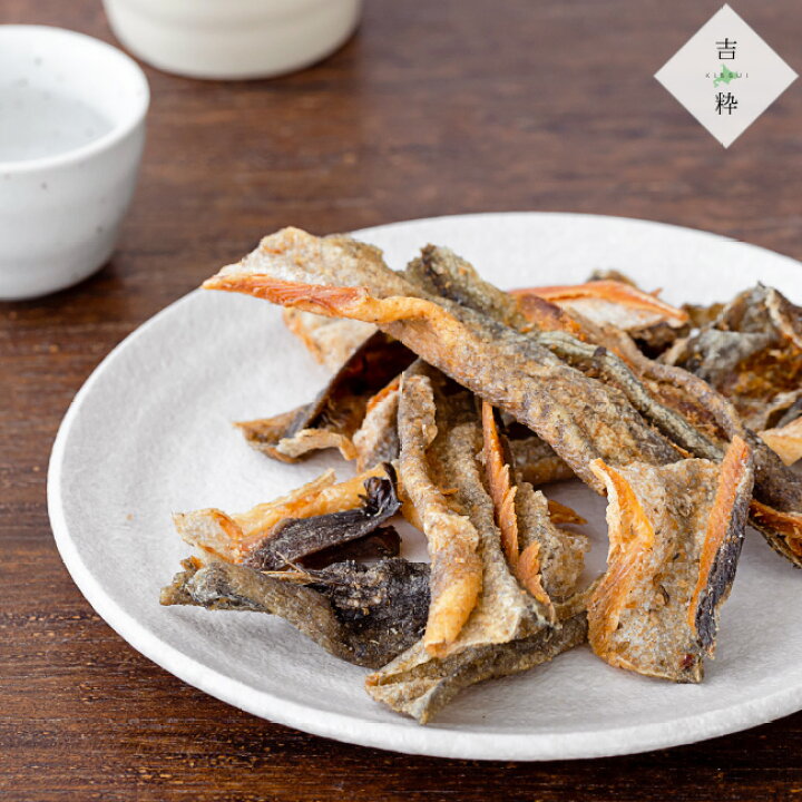 楽天市場 氷下魚皮チップ 60g こまいの皮をサクサクに揚げました パリパリ食感でスナック菓子感覚で食べられる香ばしく揚がったコマイの皮のおつまみ かんかいの皮チップス おやつやおつまみに最適な氷下 魚の皮チップ 鮭皮チップではありません メール便対応 麺