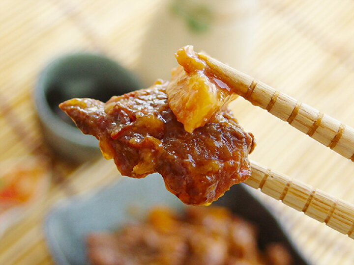楽天市場 熊肉大和煮70g クマのジビエ くまとタケノコの絶妙な味わい 北海道限定商品 生姜入 ご当地缶詰 貴重なクマ肉 熊出没注意 みそ味 熊 肉缶 鳥獣くま肉 メール便対応 麺本舗吉粋 楽天支店