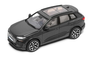 AUDI 1/43 AEfB Q6 e-tron (O[) 2025