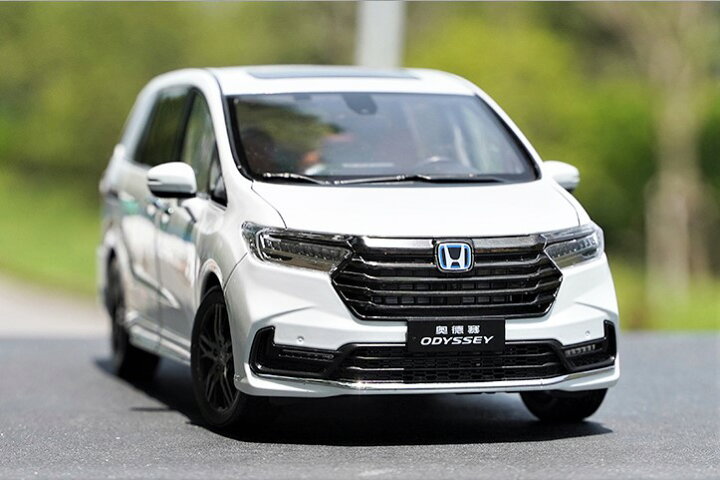 楽天市場】HONDA特注 1/18 ホンダ オデッセイ ハイブリッド (ホワイト 