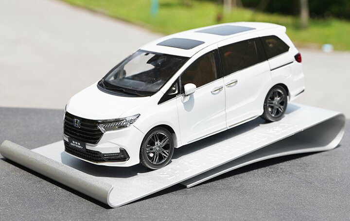 楽天市場】HONDA特注 1/18 ホンダ オデッセイ ハイブリッド (ホワイト 