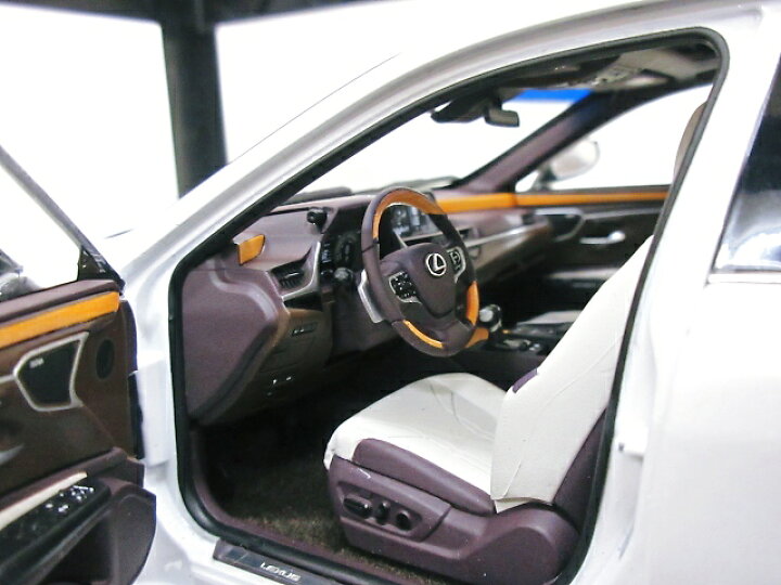 楽天市場】LEXUS特注 1/18 レクサス ES 300h (ソニッククォーツ) 2019 