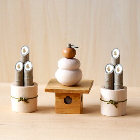 木製鏡餅　と　門松　正月飾り　発送まで一か月程度かかります。