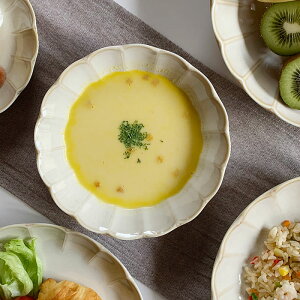 食器 中鉢 輪花クリーム釉5.0寸浅鉢 煮物鉢 ボウル サラダボウル 花形 和食器 洋食器 美濃焼 日本製