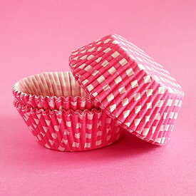 ケーキカップ　マフィン型　ベーキングカップ　紙製　ピンクのギンガム　60枚入り　パラフィン紙　ドイツ製