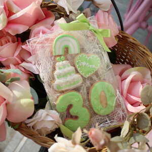 bsOt ɂ aZbg ACVONbL[   N   a v[g  C{[ I[_[ west