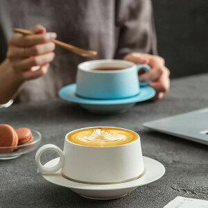 グラデーション マグカップ&ソーサー オリジナル 手作り マットな手触り 白陶器 かわいい マグコップ ソーサー セット コーヒー 紅茶 シンプル 皿 和食器 おしゃれ ペアマグ 喫茶店 誕生日