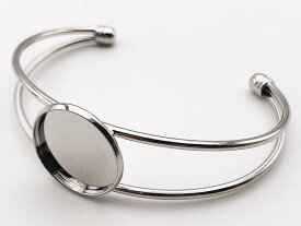 【2点以上まとめ買いで得得】 バングル　パーツ　ミール皿　台座付き　4個　シルバー　ブレスレットパーツ　ブレスレット金具　腕輪　腕輪パーツ　アクセサリー金具　アクセサリーパーツ　ハンドメイドパーツ　（AP0516CP）