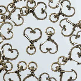 【2点以上まとめ買いで得得】 キーホルダーパーツ　ハート　ナスカンパーツ　20個　金古美　アンティークゴールド　ナスカン　金具　ハート型　キーリング　接続金具　部品　材料　アクセサリーパーツ　ハンドメイドパーツ AP1860