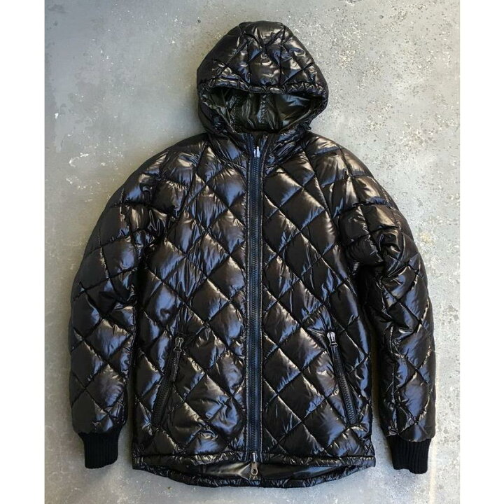 DUVETICAダウン　リバーシブル 新品】DUVETICA リバーシブルライトダウン MIDA-ERRE 48 M