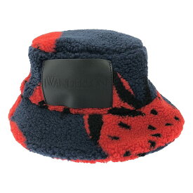 【美品】 JW Anderson / ジェイダブルアンダーソン | レザーロゴパッチ ストロベリープリント ボア バケットハット 帽子 / ユニセックス | 56 | ネイビー/レッド | レディース