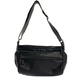 【美品】 PRADA / プラダ | レザー 型押しロゴ フラップ ショルダーバッグ / 総裏地 / VA0991 | ブラック | メンズ