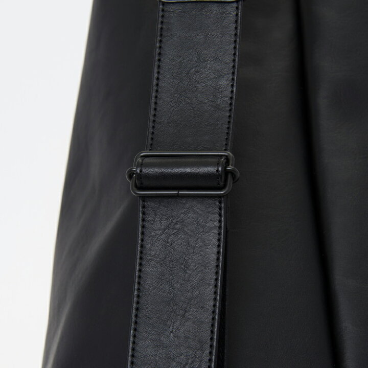 市場】ワンショルダー 本革 レディース メンズ レザー バッグ 鞄 黒 ブラック シンプル モノトーン お揃い 祝い ギフト プレゼント  オールジェンダー ジェンダーレス ブランドKLON 180 ONE-EIGHTY ONE SHOULDER BLACK : KLON