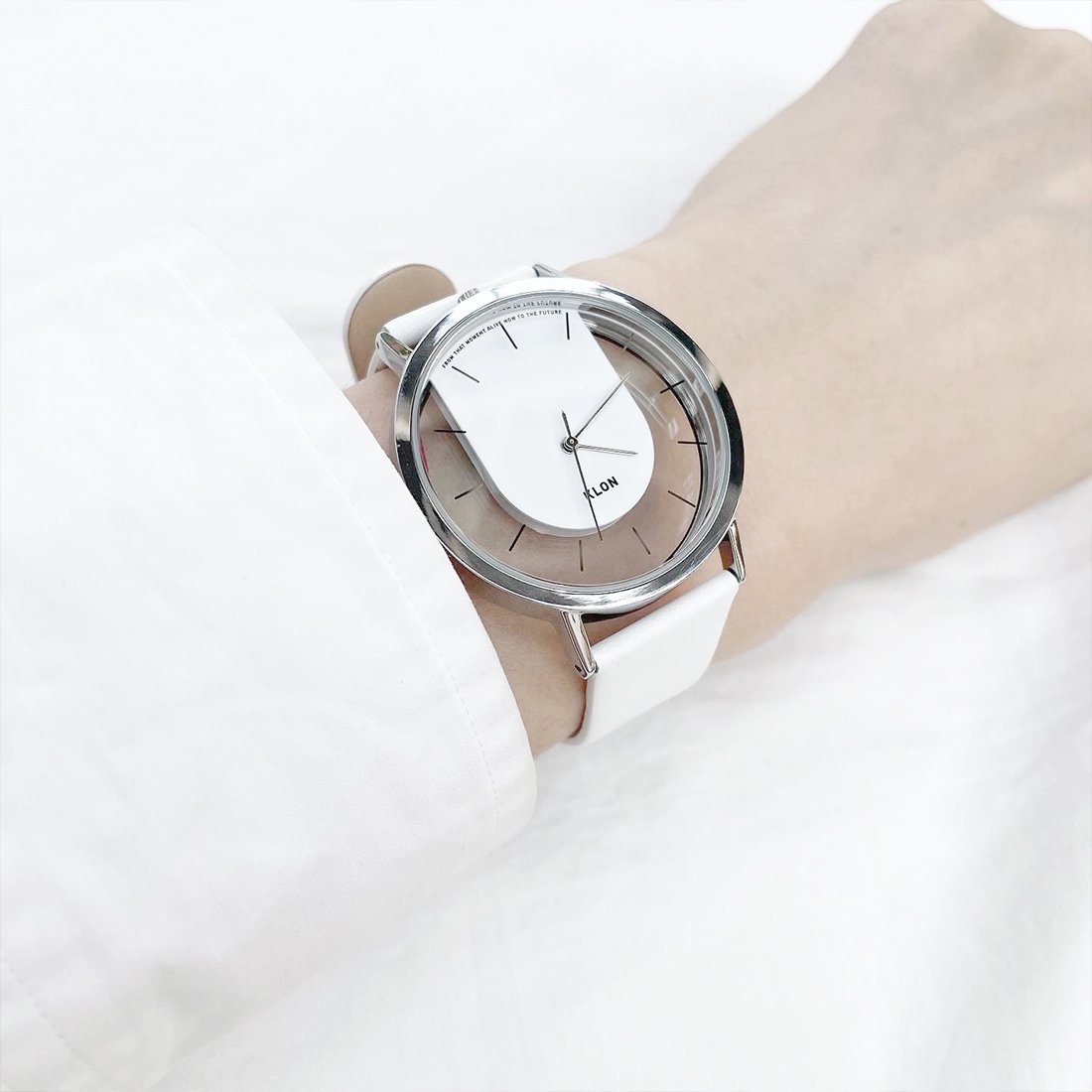 楽天市場】【再入荷】腕時計 メンズ レディース バングル プレゼント 