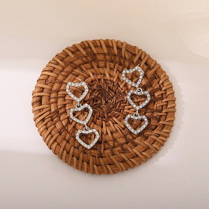 送料無料ピアス 金属アレルギー ニッケルフリー アクセサリー ジュエリー 人気 流行 トレンド おしゃれ 女性 プレゼント 痛くなりにくい 大人カジュアル 可愛い