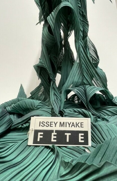 楽天市場】【ISSEY MIYAKE FETE】イッセイミヤケ・フェットプリーツ 