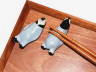 ★発送は郵便で！　箸置き 陶器 ペンギン うつ伏せ or 仰向け 動物 ユニーク かわいい 食事 はしおき 手…