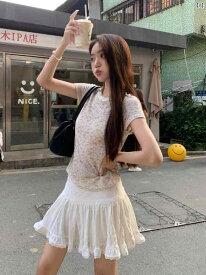 レディース　ファッション　おしゃれ　かわいい　韓国　風　韓国ファッション　風 ラウンドネック 薄手 花柄 半袖 T シャツ 夏 バレエ エッジ 白 スカート