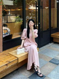 レディース　ファッション　おしゃれ　かわいい　韓国　風　韓国ファッション　風 フレンチ ティーブレイク ピンク Vネック パフスリーブドレス 夏 多途 ロング スカート