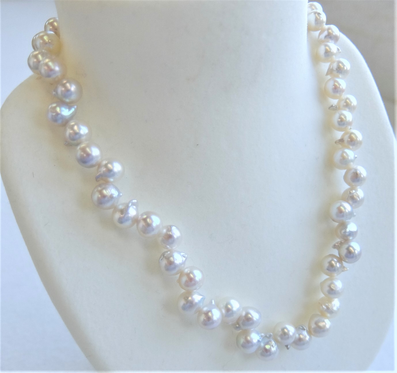 ヘビーバロックパールネックレス：8−9ミリ　 (あこや真珠、あこやバロックパール、アコヤパール、アコヤパールネックレス、パールネックレス、真珠ネックレス） | 神戸の真珠と骨董品のお店