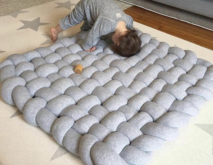 楽天市場 送料無料 ベビーマット ノットクッション ベビー 赤ちゃん 子供 85 70cm 滑り止め プレイマット フロアマット ラグ 手作り 北欧風 マットレス ハイハイマット 簡易ベビーベッド インテリア お昼寝 子供部屋 リビング 洗える 厚手 無地 シンプ Dolcissimo