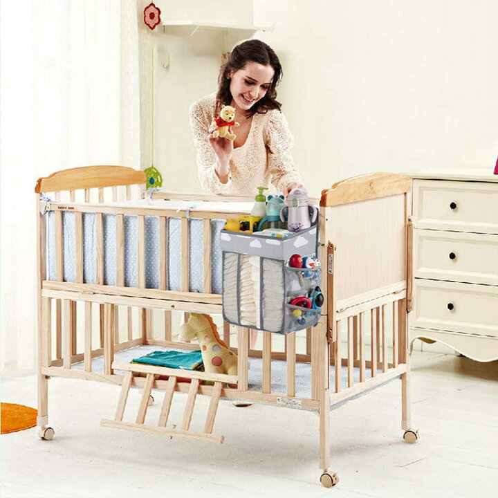 楽天市場 送料無料 おむつストッカー ベビーベッド収納 吊り下げ式 多機能 吊り袋 フック付き 大容量 折りたたみ式 ベビー用品 赤ちゃん 小物収納ケース 車内 車載 カー用品 ヘッドレスト ベッドサイド オムツ お世話用品 おもちゃ収納 おしゃれ かわいい 省ス Dolcissimo