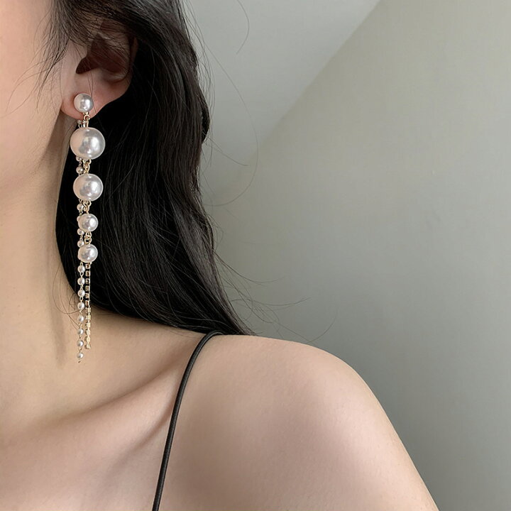 楽天市場 送料無料 ピアス スタッドピアス レディース アクセサリー 女性用 フェイクパール ラインストーン ハート ゴールドカラー キラキラ 揺れる ゆらゆら 可愛い おしゃれ 記念日 誕生日 プレゼント 贈り物 ギフト ファッション小物 金色 Dolcissimo