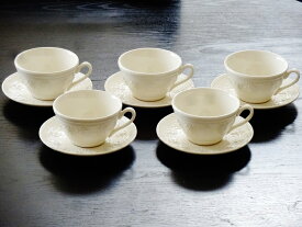 ウェッジウッドWEDGWOOD　フェスティビティ・アイボリー　ティーカップ＆ソーサー　5客セット【御結婚御祝・内祝・新築御祝・還暦御祝・御礼・寿・ギフト包装可能】