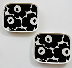 マリメッコmarimekko ウニッコunikko プレート15×12センチ　ペア（ホワイト×ブラック）【ブランド食器】【御結婚御祝・内祝・新築御祝・還暦御祝・御礼・寿・ギフト包装可能】