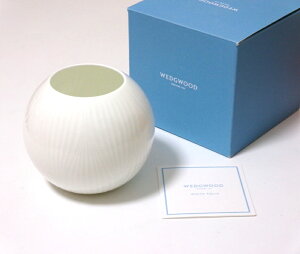 �E�F�b�W�E�b�hWEDGWOOD�@�z���C�g�t�H���AWHITE FOLIA �x�[�X 13cm 40032153