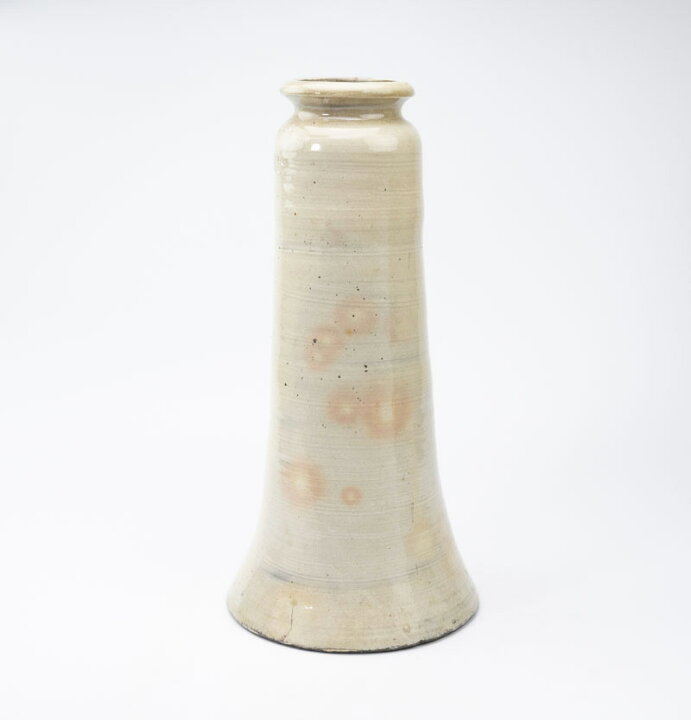 楽天市場 骨董 上野焼緑青釉流し花瓶 江戸後期 19世紀頃 口縁に釉薬ハゲ 底面縁に欠けあり 底面縁に窯傷あり 水漏れなし 陶器 古美術 骨董 中古 総額3 980円以上お買い上げで送料無料 三浦古美術web 三浦古美術ｗｅｂ