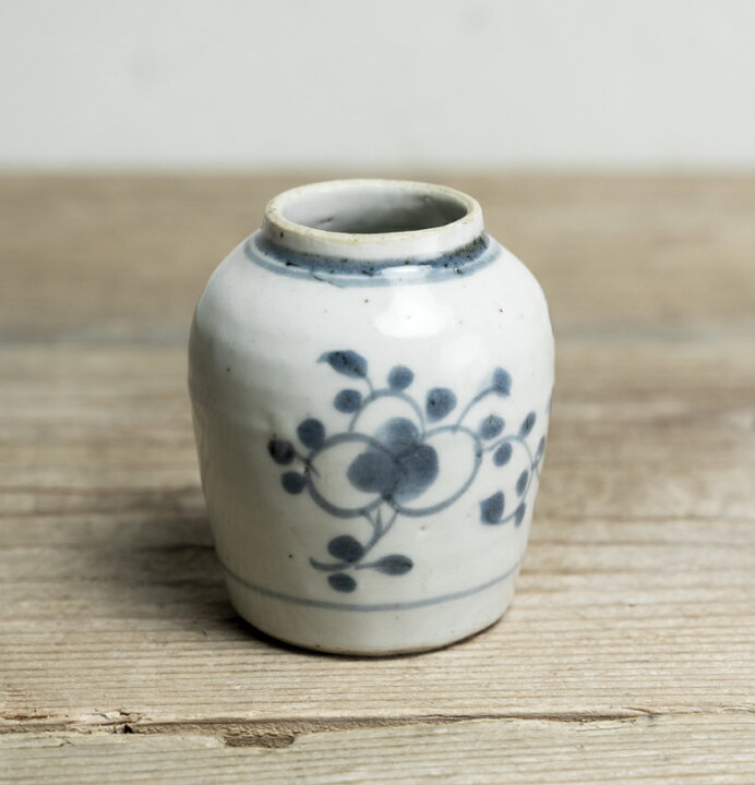 楽天市場】骨董○青花唐花文小壺○ 中国古玩 | 清朝時代-18世紀頃 
