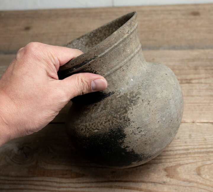 楽天市場】骨董○須恵器自然釉壷○発掘品 | 古墳時代頃 | 口縁に2ヶ所 