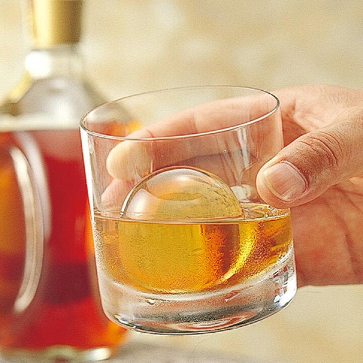 楽天市場 製氷器 球 焼酎 ロック ウイスキー ハイボール 家呑み おもしろい 大きい 酒 かわいい おしゃれ 氷 製氷機 丸い まるまる氷 大 アイストレー 丸い製氷器 丸い氷 ボールアイス まんまる氷 製氷グッズ アイス まるい 氷 素麺 ジュース お茶 ホームパーティー