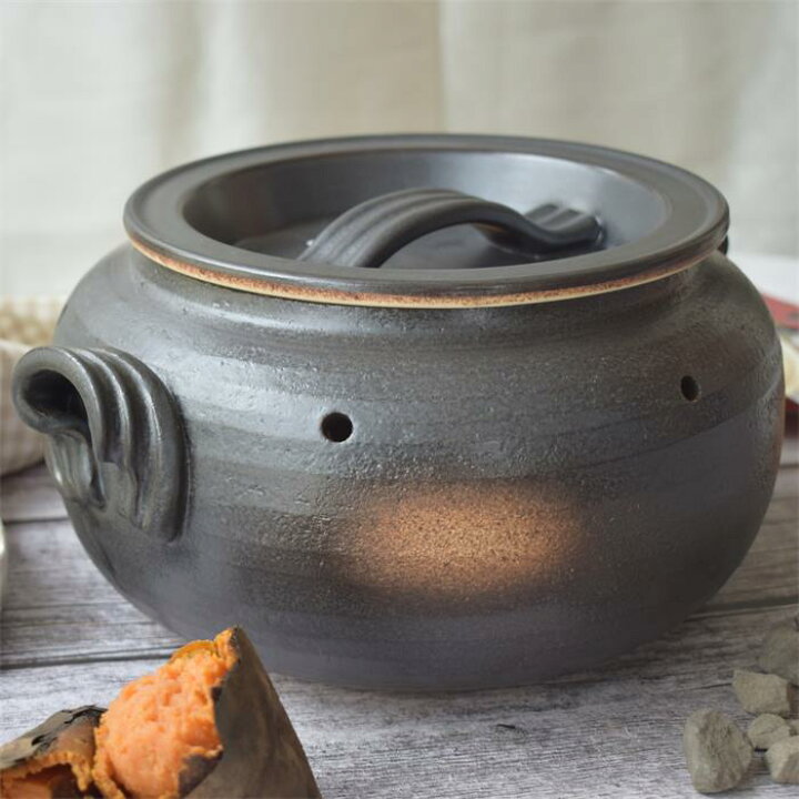 楽天市場 石焼いも鍋 いも太郎 天然石付 陶器 万古焼 萬古焼 石焼き芋器 家庭用 焼き芋器 用石付 焼き芋器 石焼き芋鍋 焼き芋鍋 やきいも 焼きいも 日本製 直火ok モダン 黒 ギフト 焼き物 こだわり生活1号店