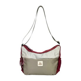 ムーミン 舟形ショルダーバッグ MOOMIN メンズ レディース 舟形 撥水 アウトドア B5 ワンショルダーバッグ 斜め掛け 横型 ナイロン ヌメ革 軽量 旅行 レジャー タウン おしゃれ かわいい 大人 ニョロニョロ ムーミングッズ 通勤 通学 普段使い RMNL-03