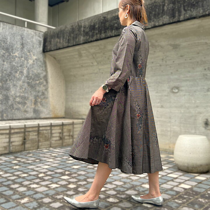 着物リメイク 大島紬 ロールカラーワンピース - cathalice | minne byGMOペパボ 国内最大級のハンドメイド・手作り通販サイト 着物リメイク 大島紬　ロングふんわりワンピース　 M～LLサイズNo.179