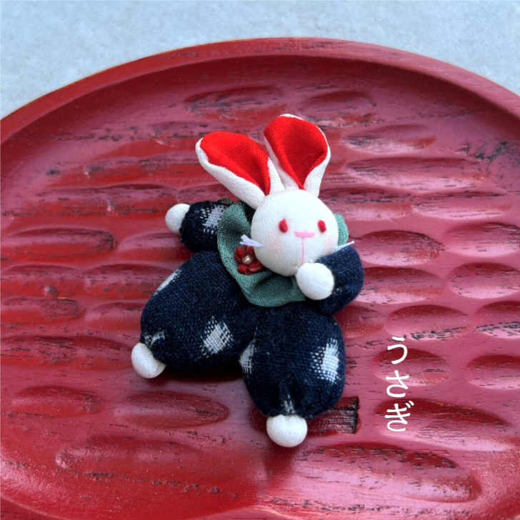 楽天市場】【ハンドメイドブローチ】日本製手作り人形兎うさぎ猫ねこ