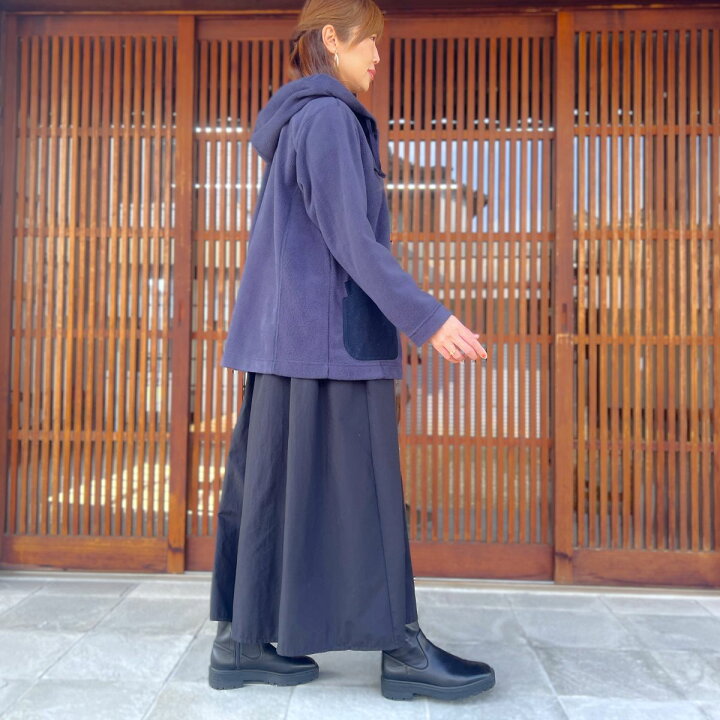 古布リメイク藍染手織半纏から、柔らかい生地のワイドパンツと 