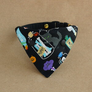 【ハロウィンバンダナ2018・怪しいボトル・ブラック】 / 首輪用バンダナ / 猫用 / 首輪にプラス / 犬用も可 / ワンタッチバンダナ / ハンドメイド / オーダーメイド / こげねこ / ねこ / ペット用