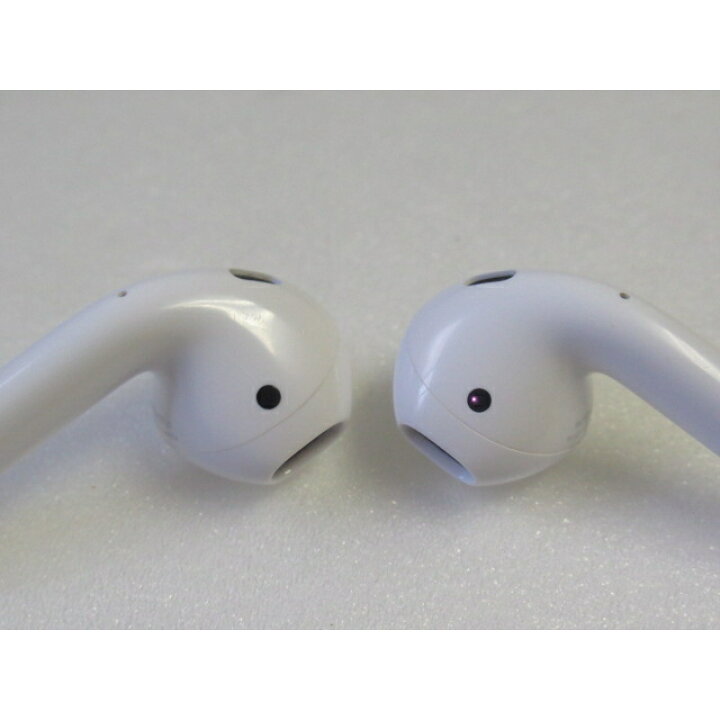 楽天市場】【中古品】 Apple AirPods with Charging Case MV7N2J/A  