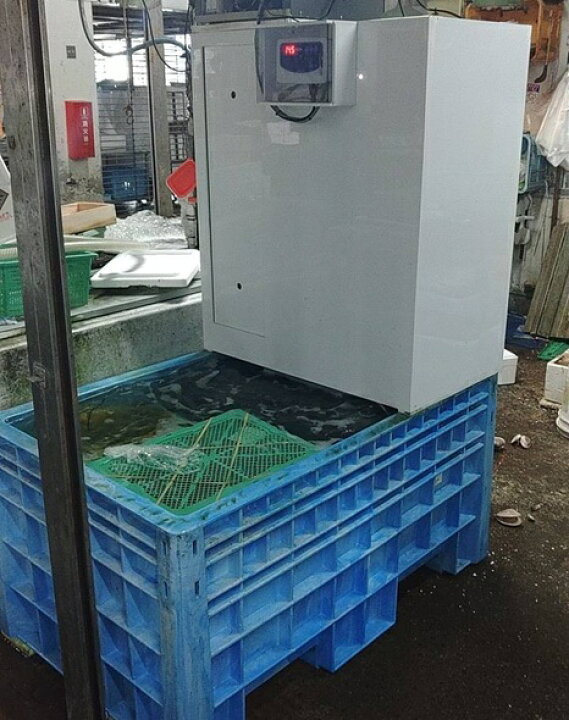 楽天市場】☆活魚水槽セット三甲ジャンボックス＃100+ゼンスイクーラー 