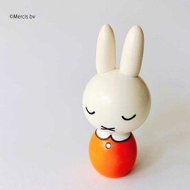 ミッフィー こけし【 60周年 】 miffy ディック・ブルーナ　絵本 うさこちゃん ウサギ 贈り物 着物 和装 和服 和雑貨 母の日 プレゼント ギフト かわいい おうち時間 暮らし stayhome 癒し りんご インテリア 木製 日本製 伝統工芸品 卯三郎こけし 雑貨 置物 グッズ コラボ