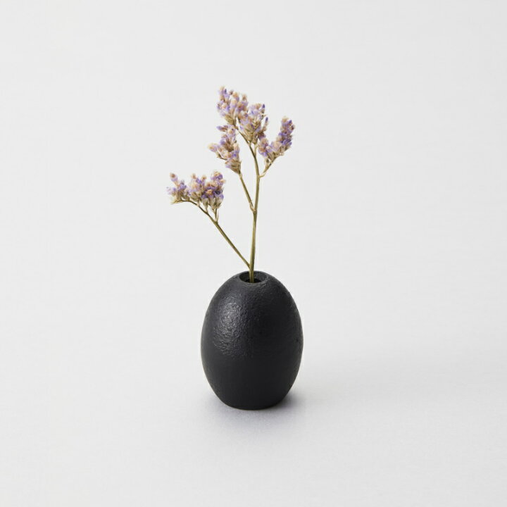 鉄鋳物 花瓶ウェイト 一輪挿し フラワースタンド 鉄製 フラワーベース VW-04-D 卵 文鎮 ペーパーウェイト 重し 色:黒/青/緑/黄/茶 山形 鋳物 鋳心ノ工房 cast metal casting fower vase weight 食卓 鉄 日本製 ちゅうしんのこうぼう chushin kobo ココショク ... 花器 黄色 緑 楕円 花道具 フラワーベース インテリア
